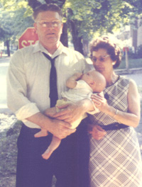 Bus and Kitty Allen with grandchild